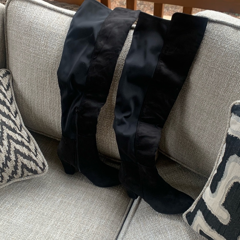 Chinese Laundry Over the knee boots worn twice.  Like new!